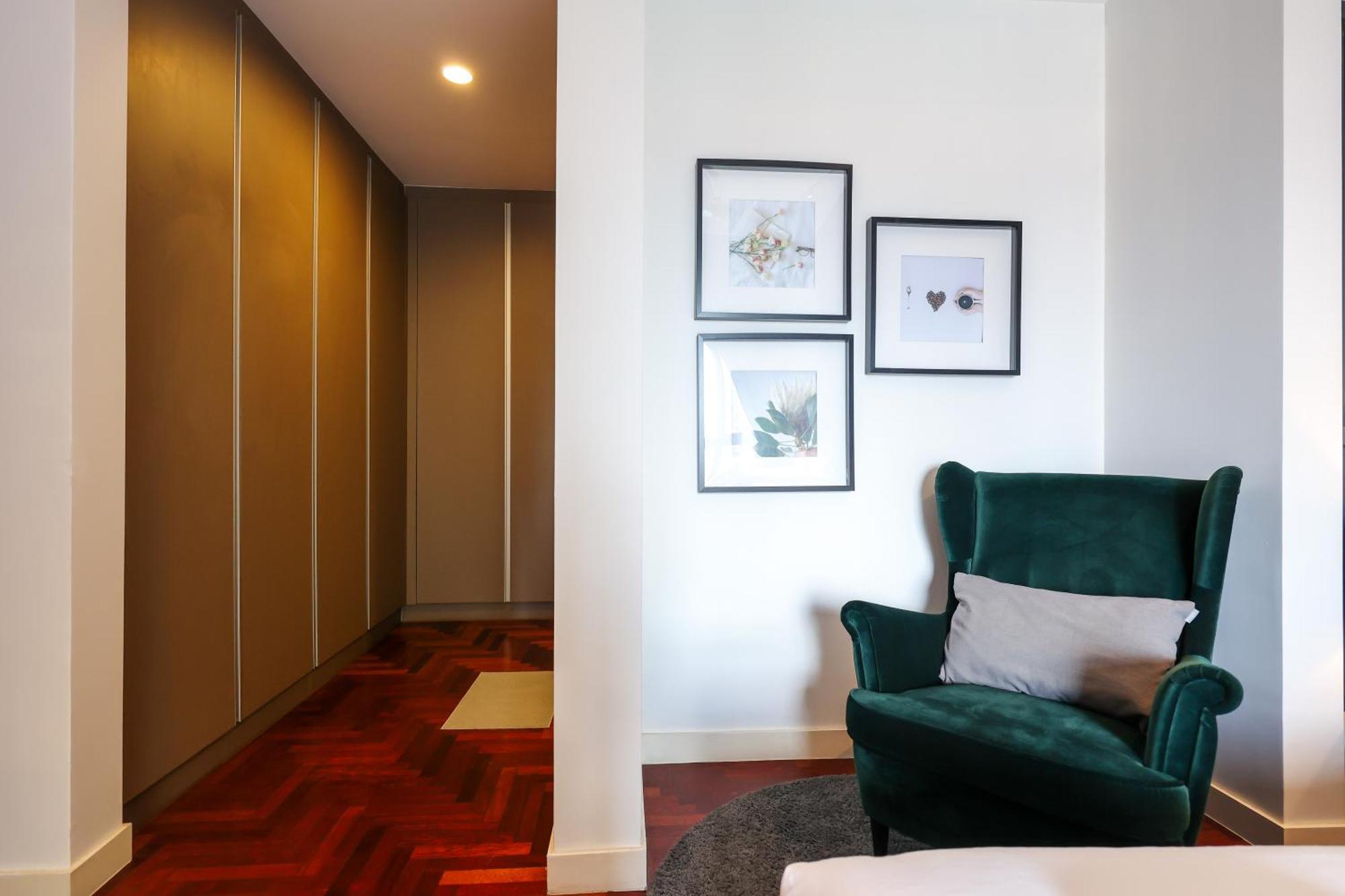 One-Bedroom Family Apartment